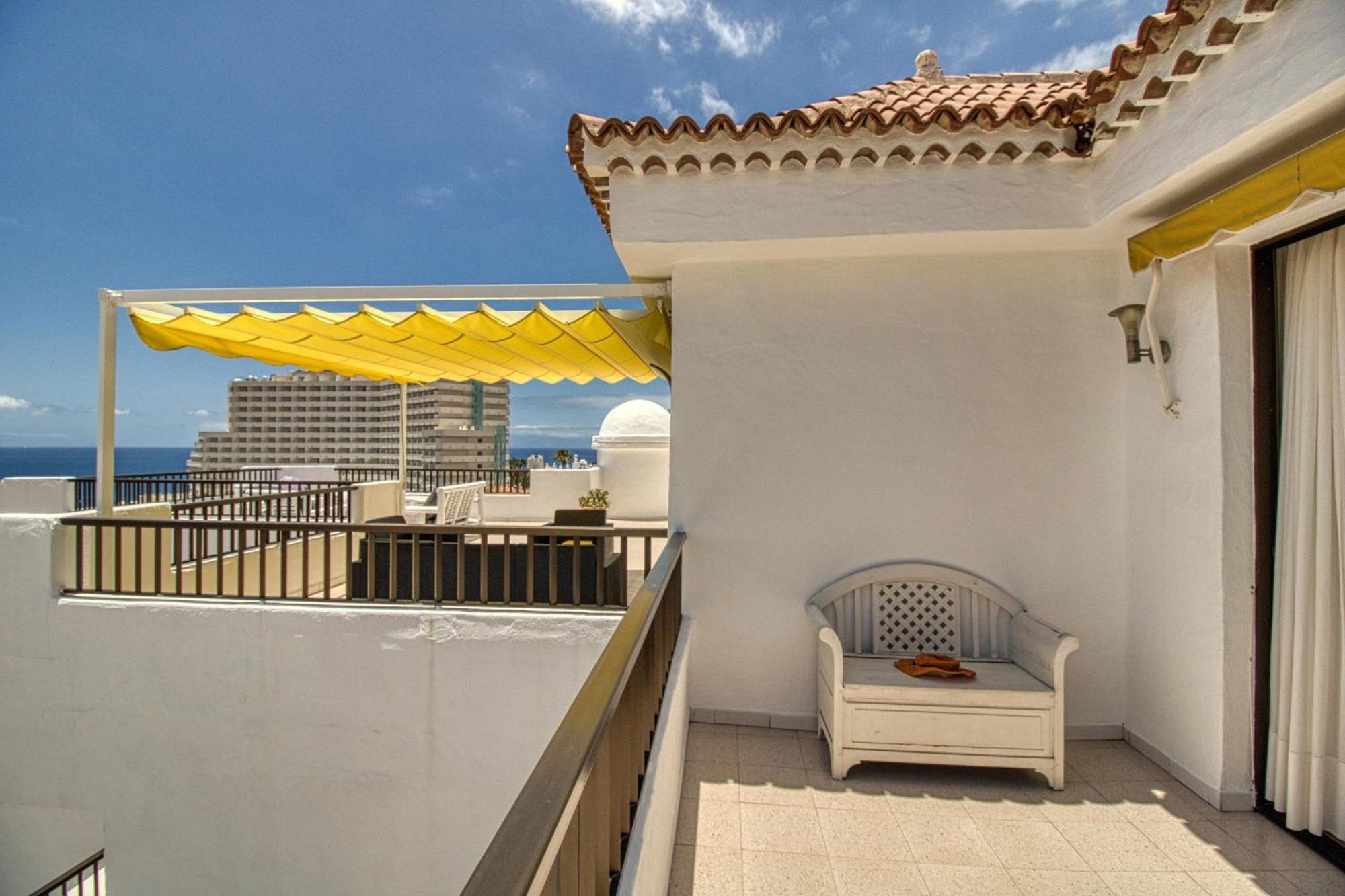 Апартаменти Penthouse Sea View Jacuzzy Terrace & Pool Плайя-Фаньябе Екстер'єр фото
