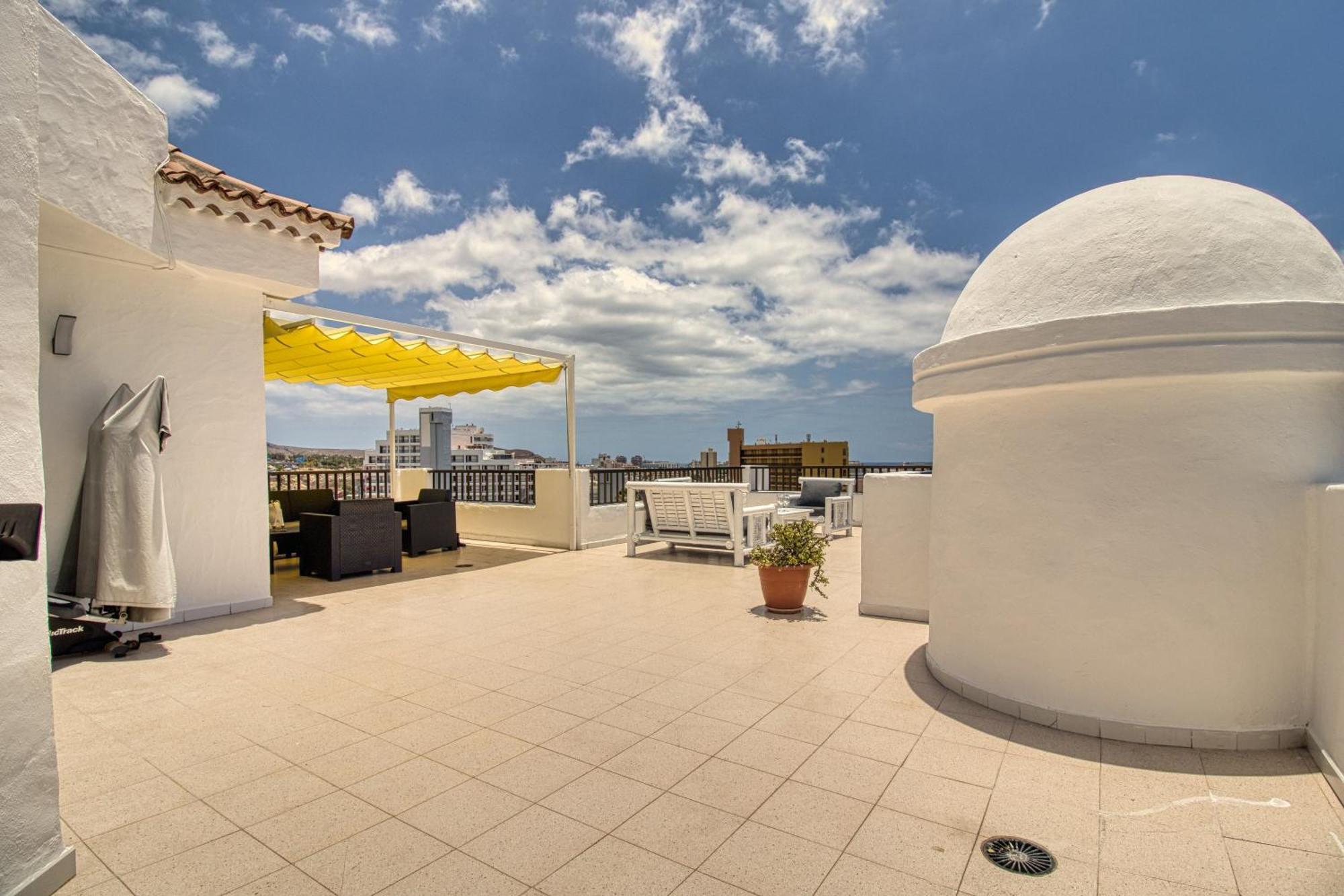 Апартаменти Penthouse Sea View Jacuzzy Terrace & Pool Плайя-Фаньябе Екстер'єр фото