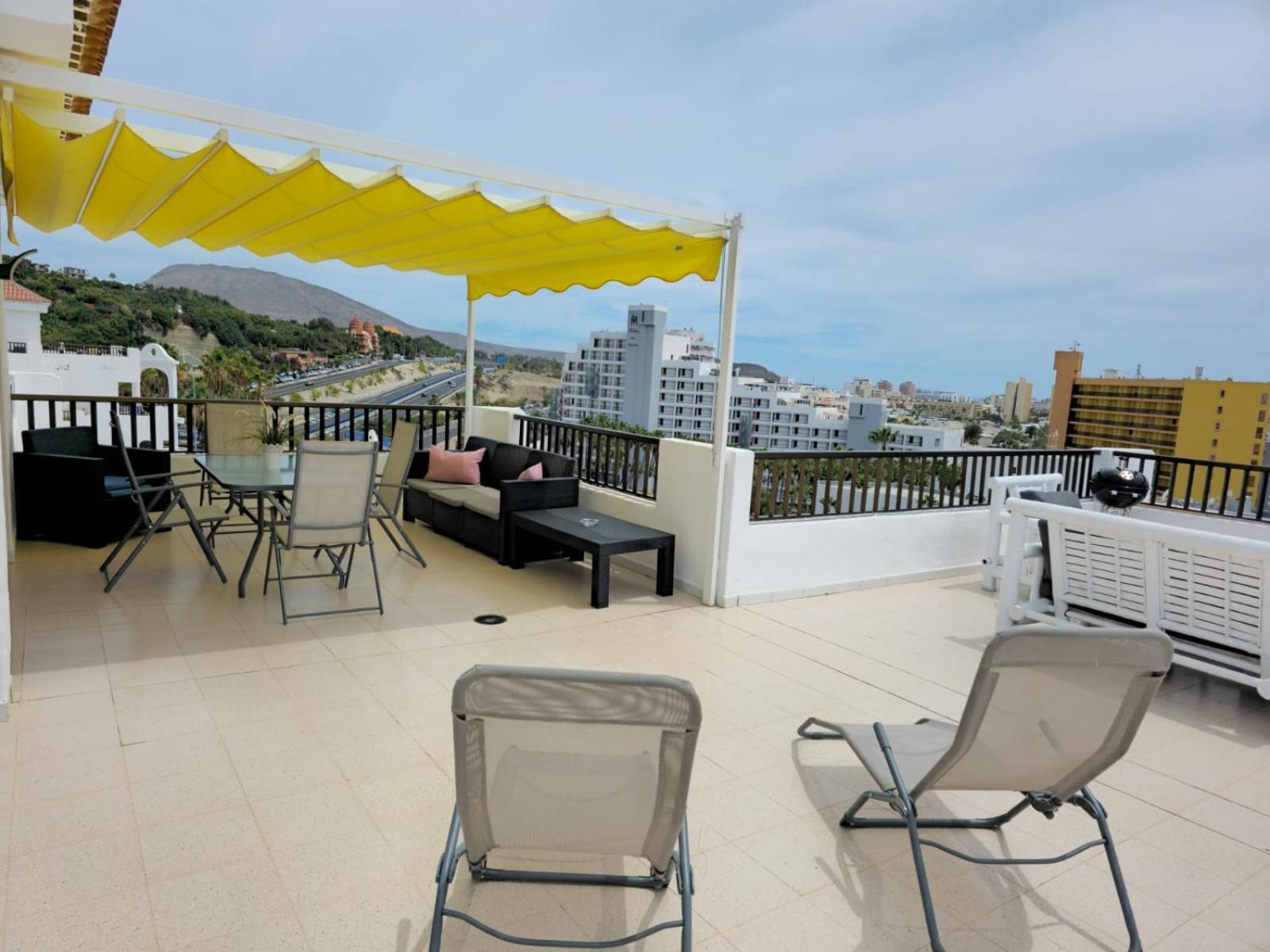 Апартаменти Penthouse Sea View Jacuzzy Terrace & Pool Плайя-Фаньябе Екстер'єр фото